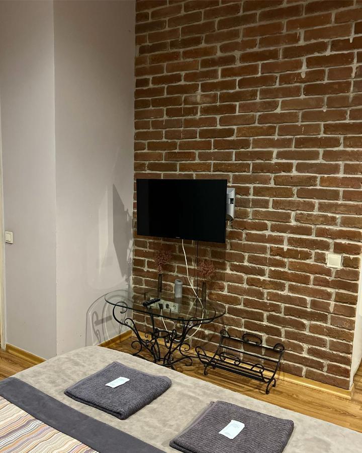 Vip Apartments ! Lviv Extérieur photo