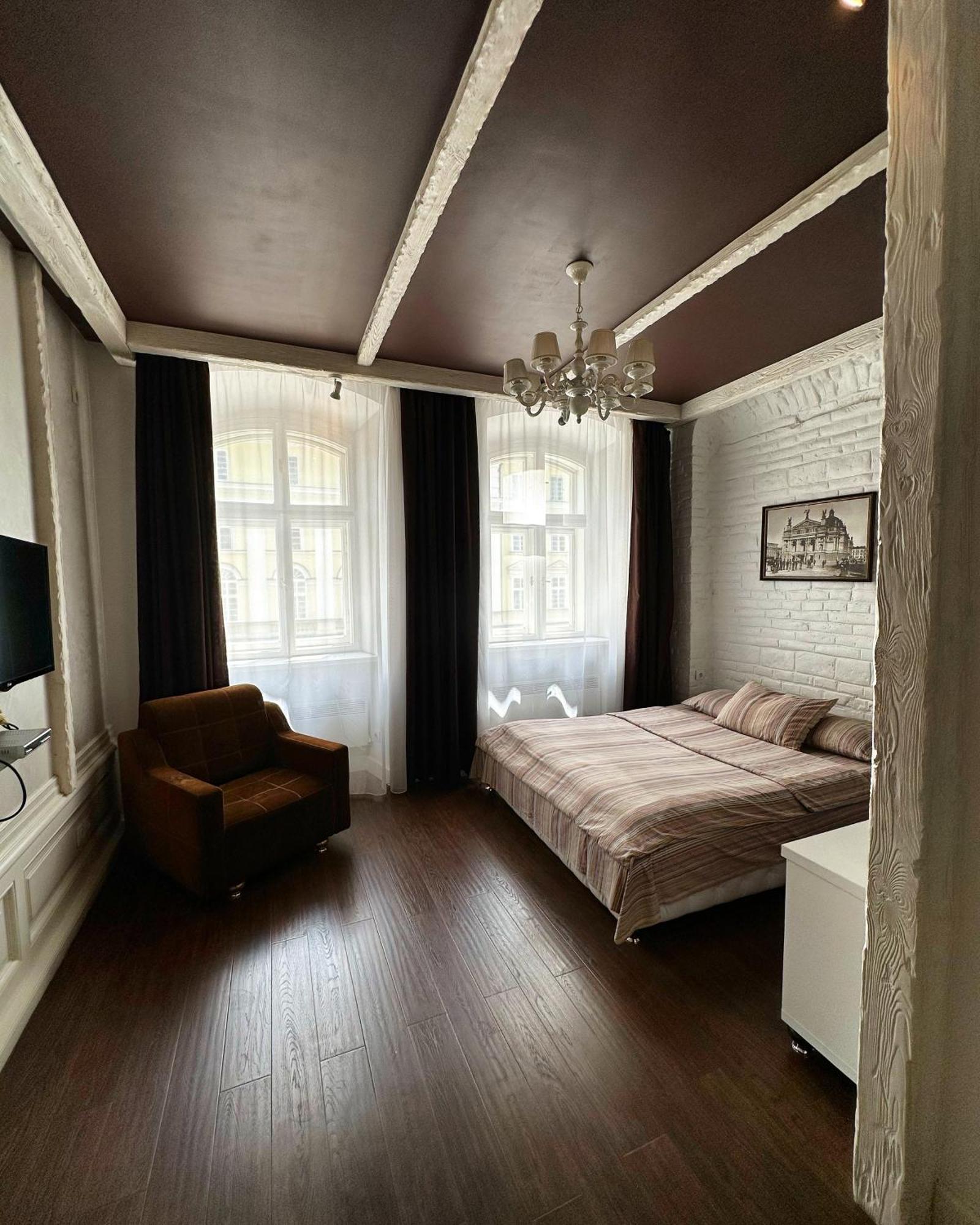 Vip Apartments ! Lviv Extérieur photo