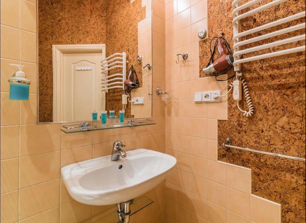 Vip Apartments ! Lviv Extérieur photo