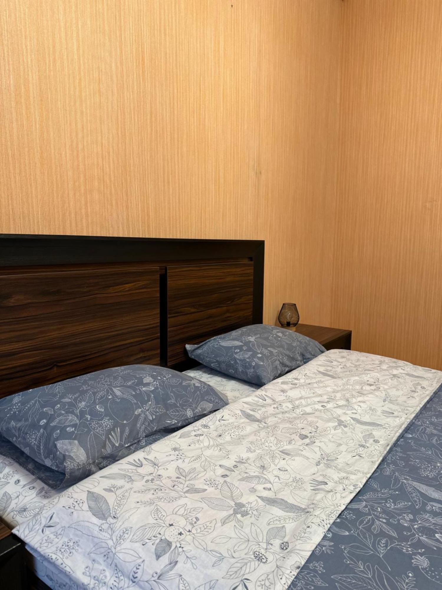 Vip Apartments ! Lviv Extérieur photo